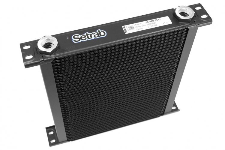 Радиатор масляный 40 рядов; 330 mm ширина; ProLine STD (M22x1,5 выход) Setrab, 50-640-7612