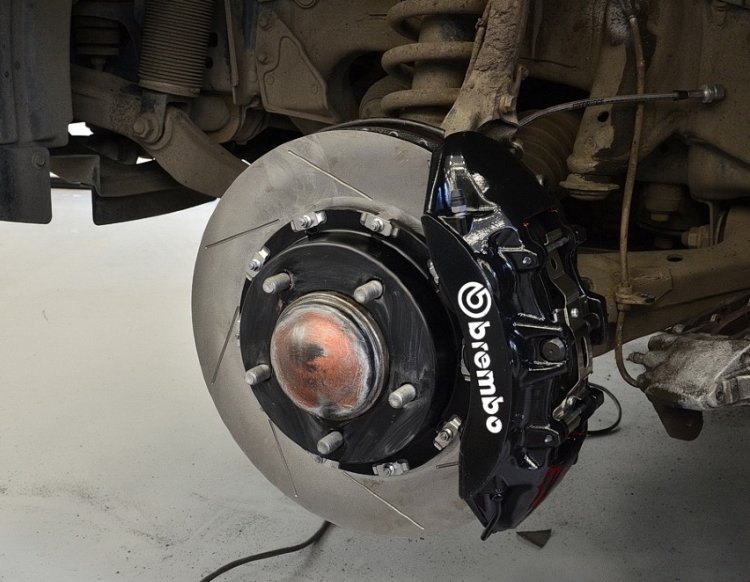 Тормозная система передняя 365x34mm, Brembo GT 6 поршней, Toyota LC200, Lexus 570 колесные диски 18"